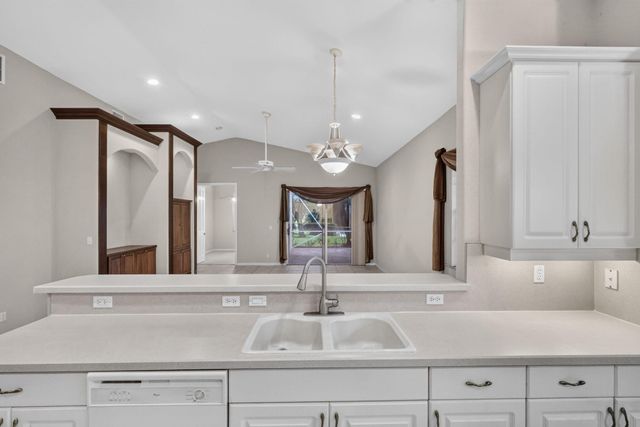 2426 SANDY CAY, West Palm Beach, FL 33411