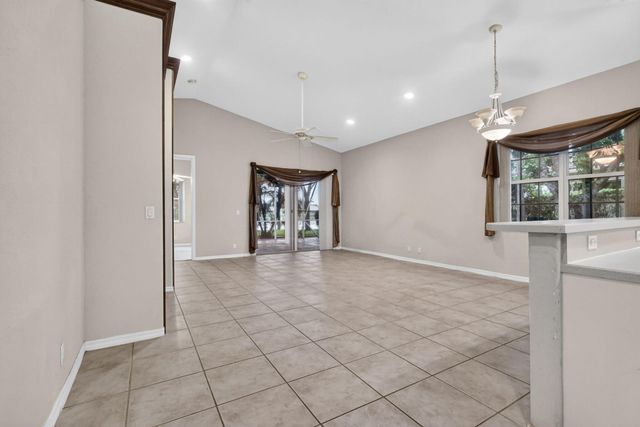 2426 SANDY CAY, West Palm Beach, FL 33411
