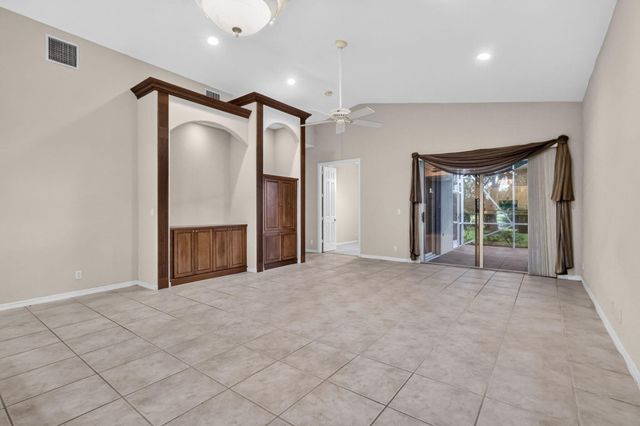 2426 SANDY CAY, West Palm Beach, FL 33411
