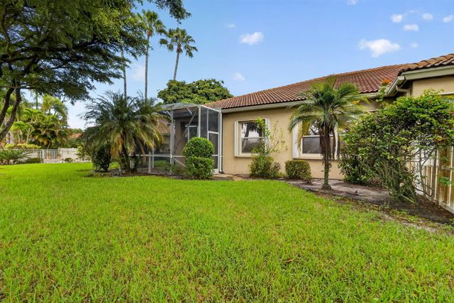 2426 SANDY CAY, West Palm Beach, FL 33411