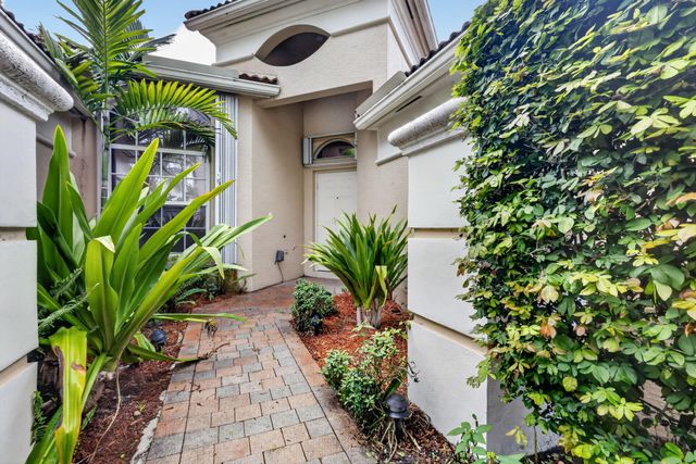 2426 SANDY CAY, West Palm Beach, FL 33411