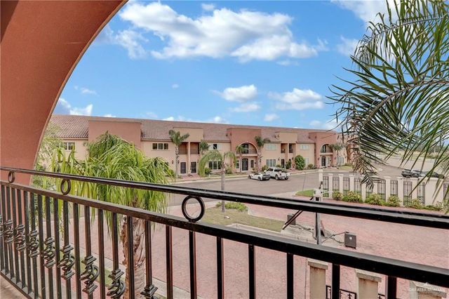 209 Robin Avenue, Mcallen, TX 78504