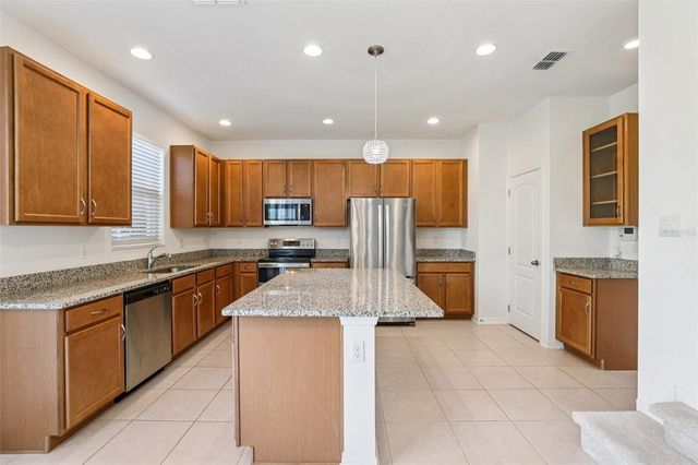 17195 HICKORY WIND DRIVE, Clermont, FL 34711