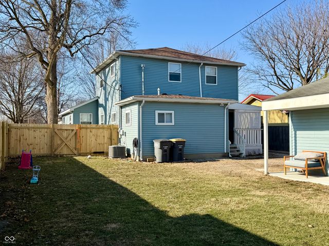 615 N East Street, Tipton, IN 46072