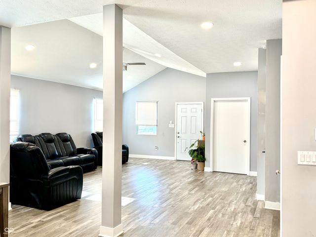 615 N East Street, Tipton, IN 46072