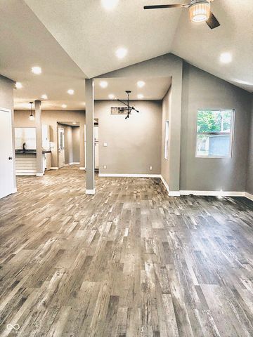 615 N East Street, Tipton, IN 46072