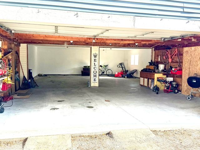 615 N East Street, Tipton, IN 46072