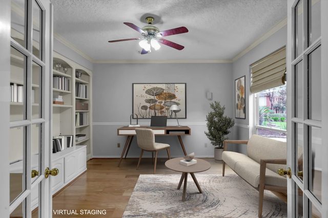 92 S Bonneymead Circle, The Woodlands, TX 77381