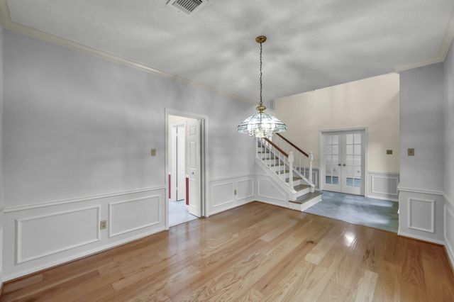 92 S Bonneymead Circle, The Woodlands, TX 77381