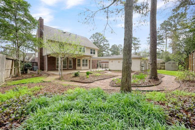 92 S Bonneymead Circle, The Woodlands, TX 77381