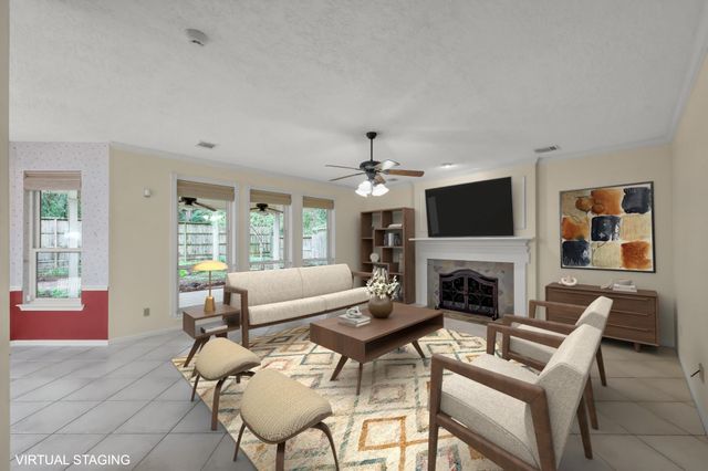 92 S Bonneymead Circle, The Woodlands, TX 77381