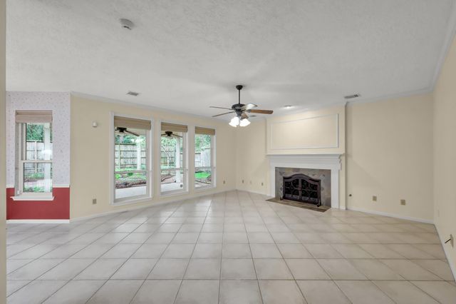 92 S Bonneymead Circle, The Woodlands, TX 77381