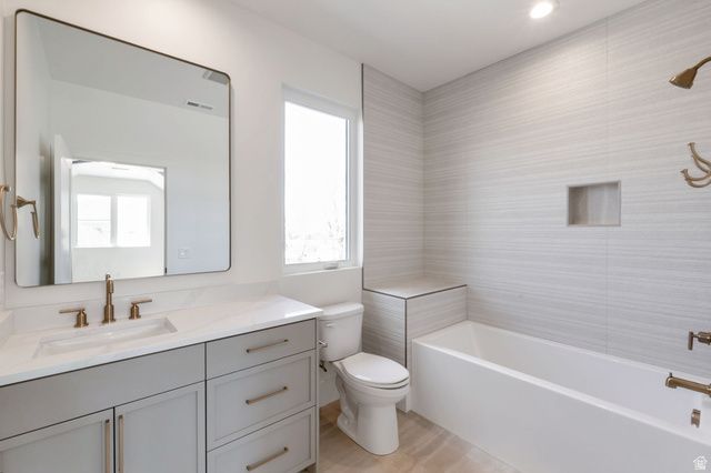 6382 W HOLLY'S POND LN, Herriman, UT 84096