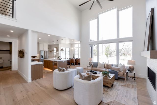 6382 W HOLLY'S POND LN, Herriman, UT 84096