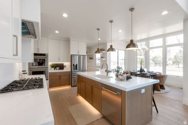6382 W HOLLY'S POND LN, Herriman, UT 84096