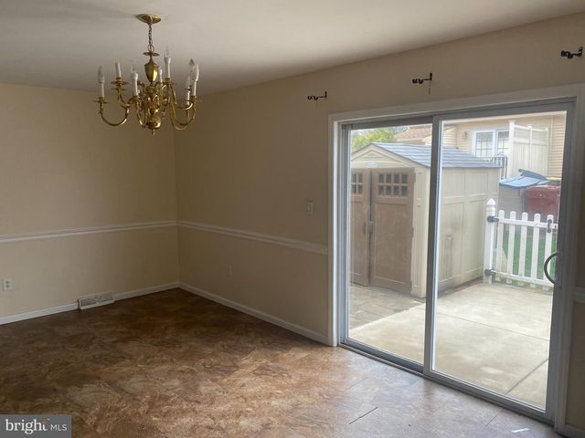 20 LINCOLN PL, Whitehall, PA 18052