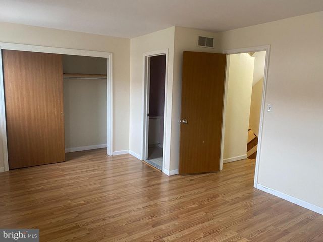 20 LINCOLN PL, Whitehall, PA 18052