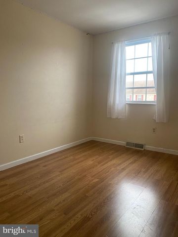 20 LINCOLN PL, Whitehall, PA 18052