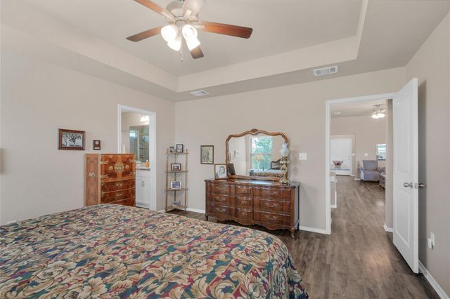 121 Dove Landing Court, Navasota, TX 77868