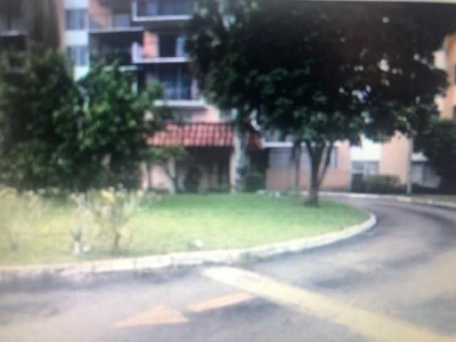 4174 Inverrary Drive 907, Lauderhill, FL 33319