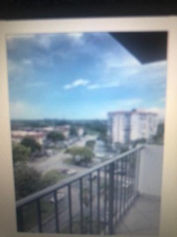 4174 Inverrary Drive 907, Lauderhill, FL 33319