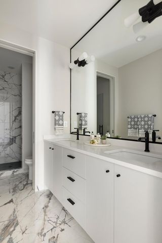 2045 BridgeVine Court, Independence, MN 55359