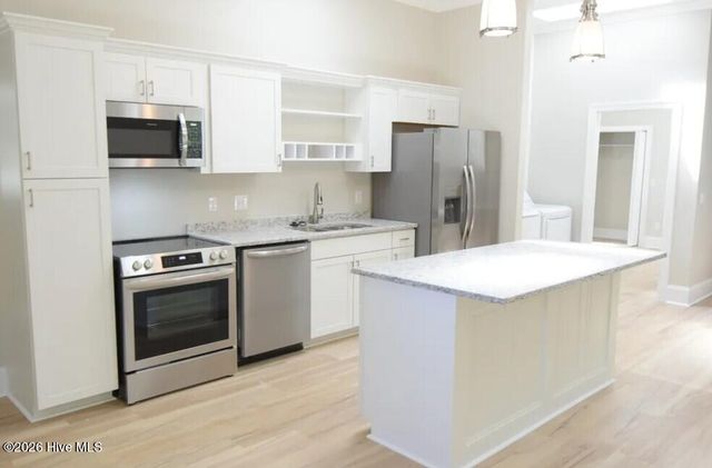 621 Hadley Court, Wilmington, NC 28405