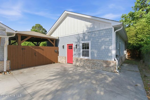 621 Hadley Court, Wilmington, NC 28405