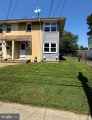 1015 ALCYON DR, Bellmawr, NJ 08031