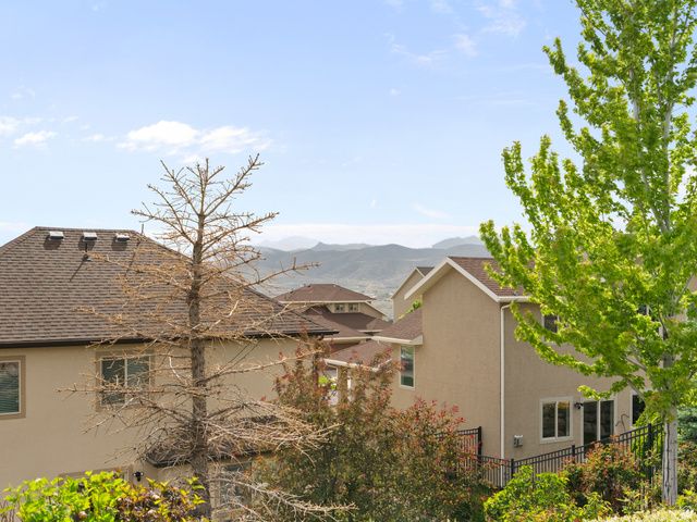 4404 N FOXTRAIL DR, Lehi, UT 84043