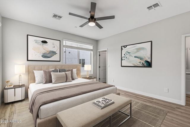 2601 E CLARENDON Avenue 1, Phoenix, AZ 85016