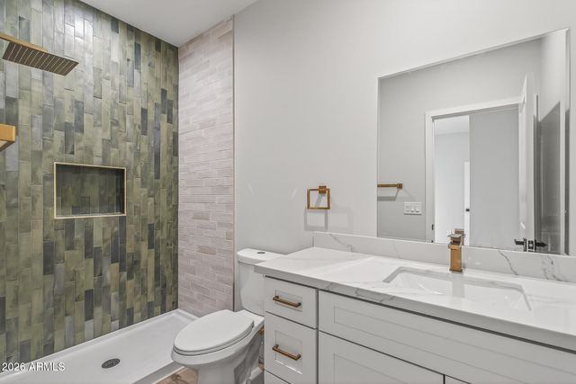 2601 E CLARENDON Avenue 1, Phoenix, AZ 85016