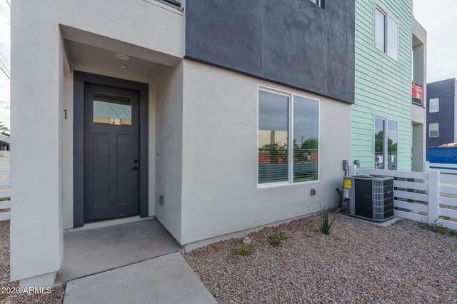 2601 E CLARENDON Avenue 1, Phoenix, AZ 85016