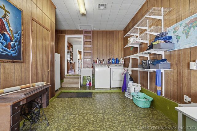 1643 E 55th Place, Tulsa, OK 74105