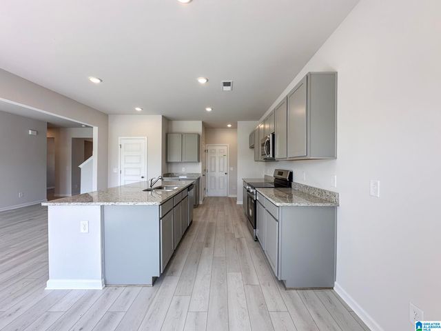 9343 BRUNSWICK AVENUE, Kimberly, AL 35091