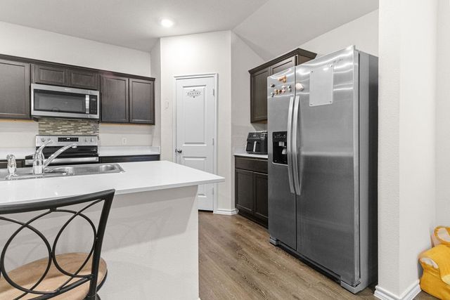 2928 Roper Street, Royse City, TX 75189