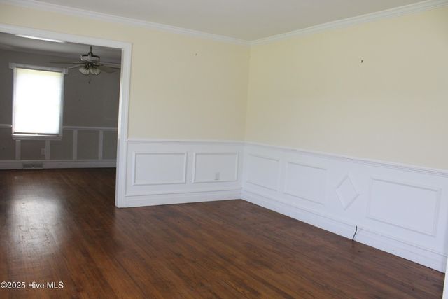 1620 Greenville Boulevard, Greenville, NC 27858