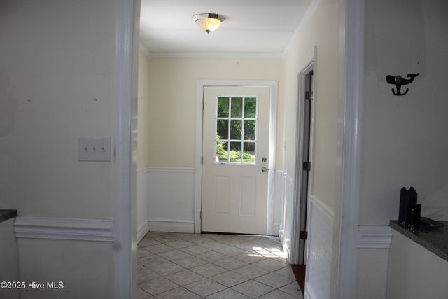 1620 Greenville Boulevard, Greenville, NC 27858