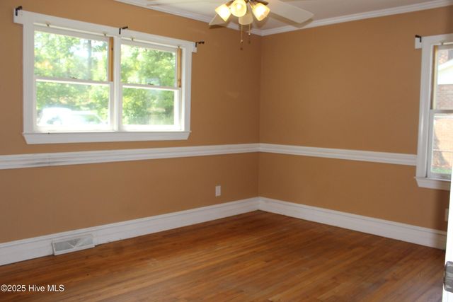 1620 Greenville Boulevard, Greenville, NC 27858