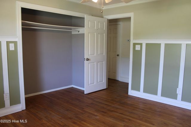 1620 Greenville Boulevard, Greenville, NC 27858