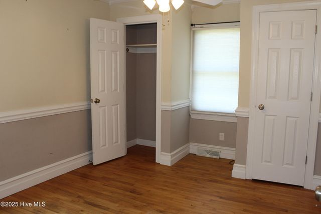 1620 Greenville Boulevard, Greenville, NC 27858