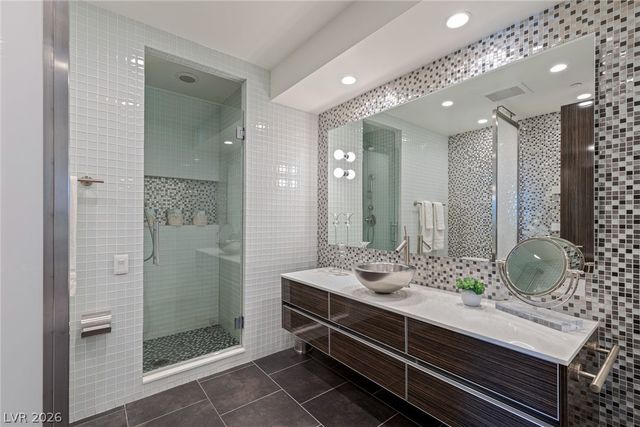 2747 Paradise Road 3101, Las Vegas, NV 89109
