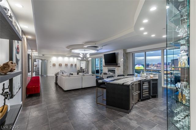 2747 Paradise Road 3101, Las Vegas, NV 89109