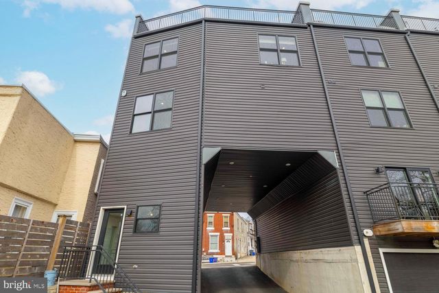 3600 CALUMET ST, Philadelphia, PA 19129