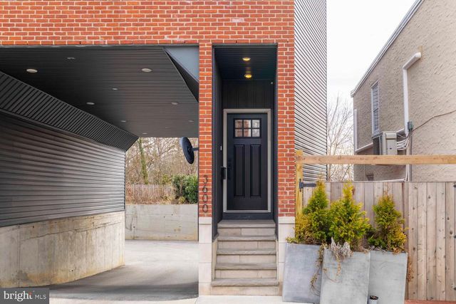 3600 CALUMET ST, Philadelphia, PA 19129