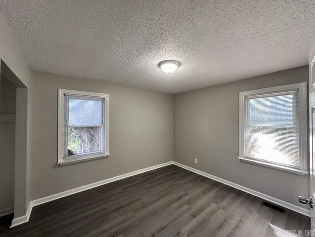 308 W 50, North Little Rock, AR 72118