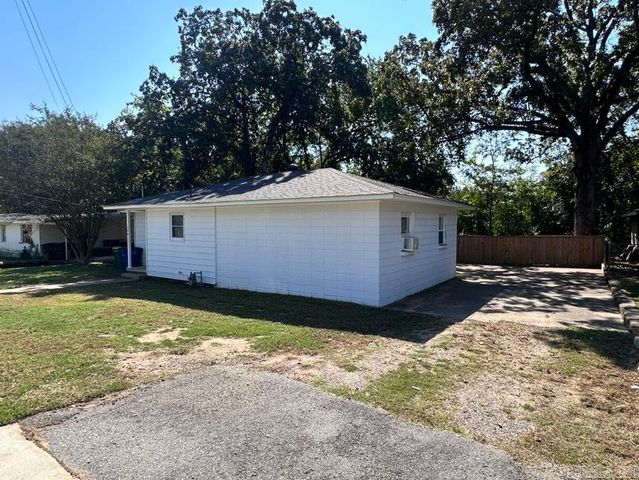 308 W 50, North Little Rock, AR 72118