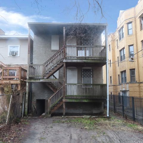 5607 S Emerald Avenue, Chicago, IL 60621