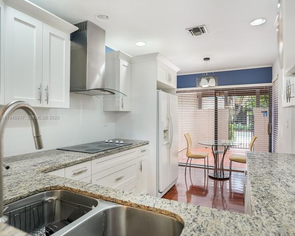 10047 Costa Del Sol Blvd K-62B, Doral, FL 33178