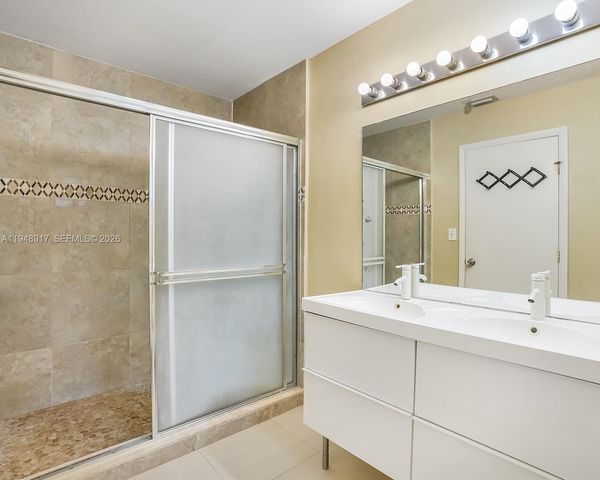 10047 Costa Del Sol Blvd K-62B, Doral, FL 33178